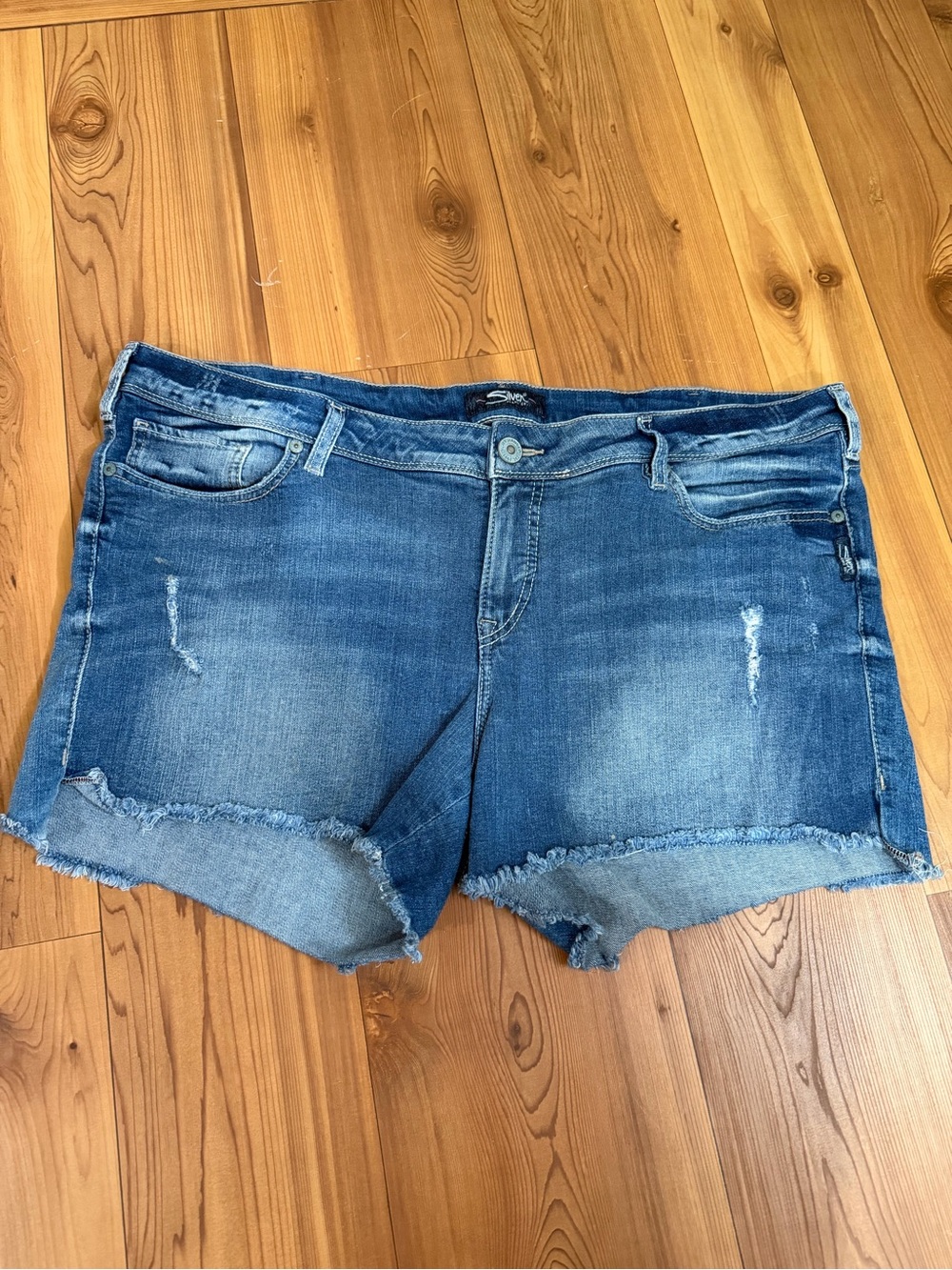 Silver Jeans Co Aiko Mid Rise Distressed Denim Cutoff Shorts Women Plus Size 20